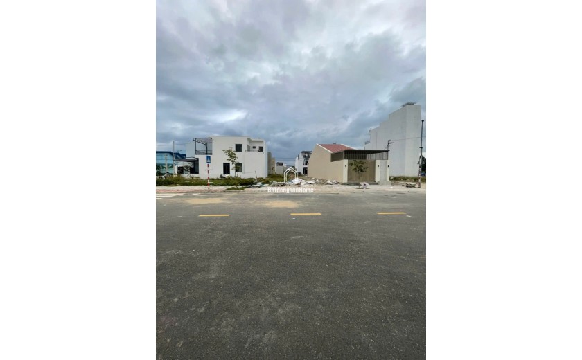 Bán đất mặt tiền đường số 4 TĐC Ngọc Hiệp – 107,5m² – đường 20m – hướng Nam